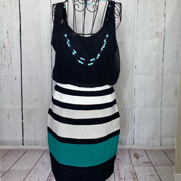 Express Black white and turquoise dress - Picture 6 of 6